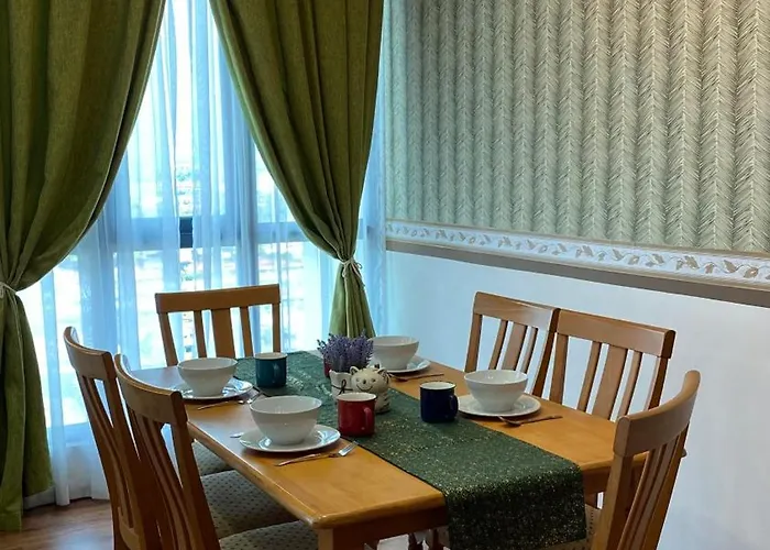 8Pax Cozy Home Stay Jazz Suites 1 Vivacity Kuching Sarawak 3Br