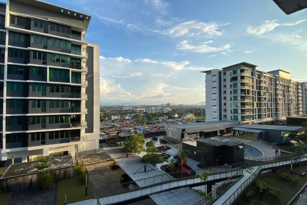8pax Cozy Jazz 1 Vivacity Sarawak 3br Apartment Kuching